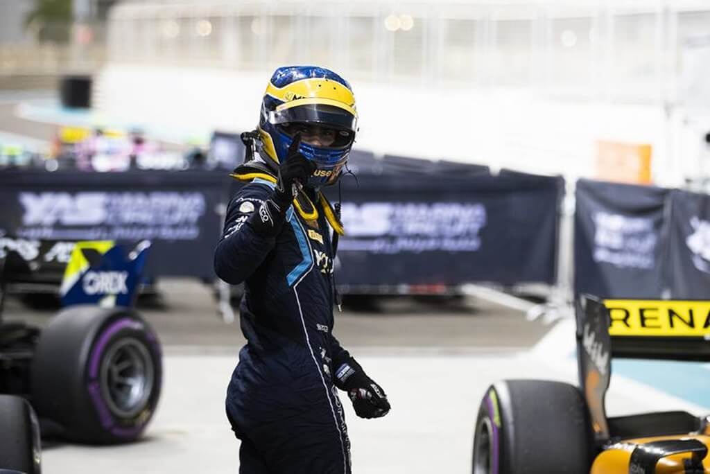 Sérgio Sette é pole em Abu Dhabi; superlicença para F1 fica mais próxima