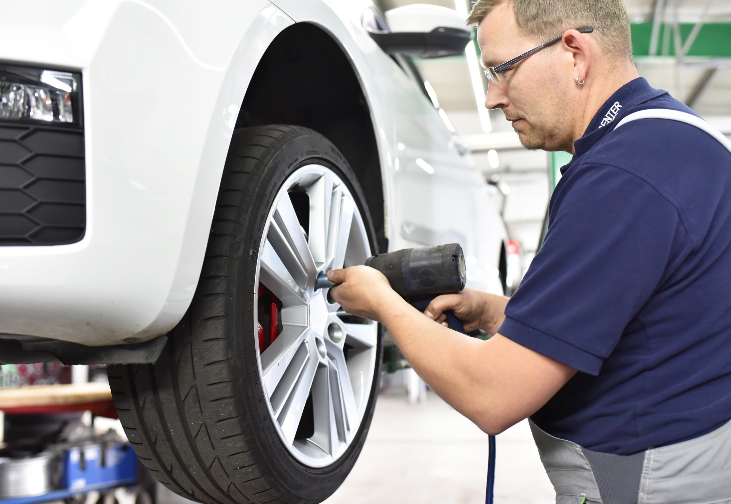 Quando e como trocar o pneu do carro?