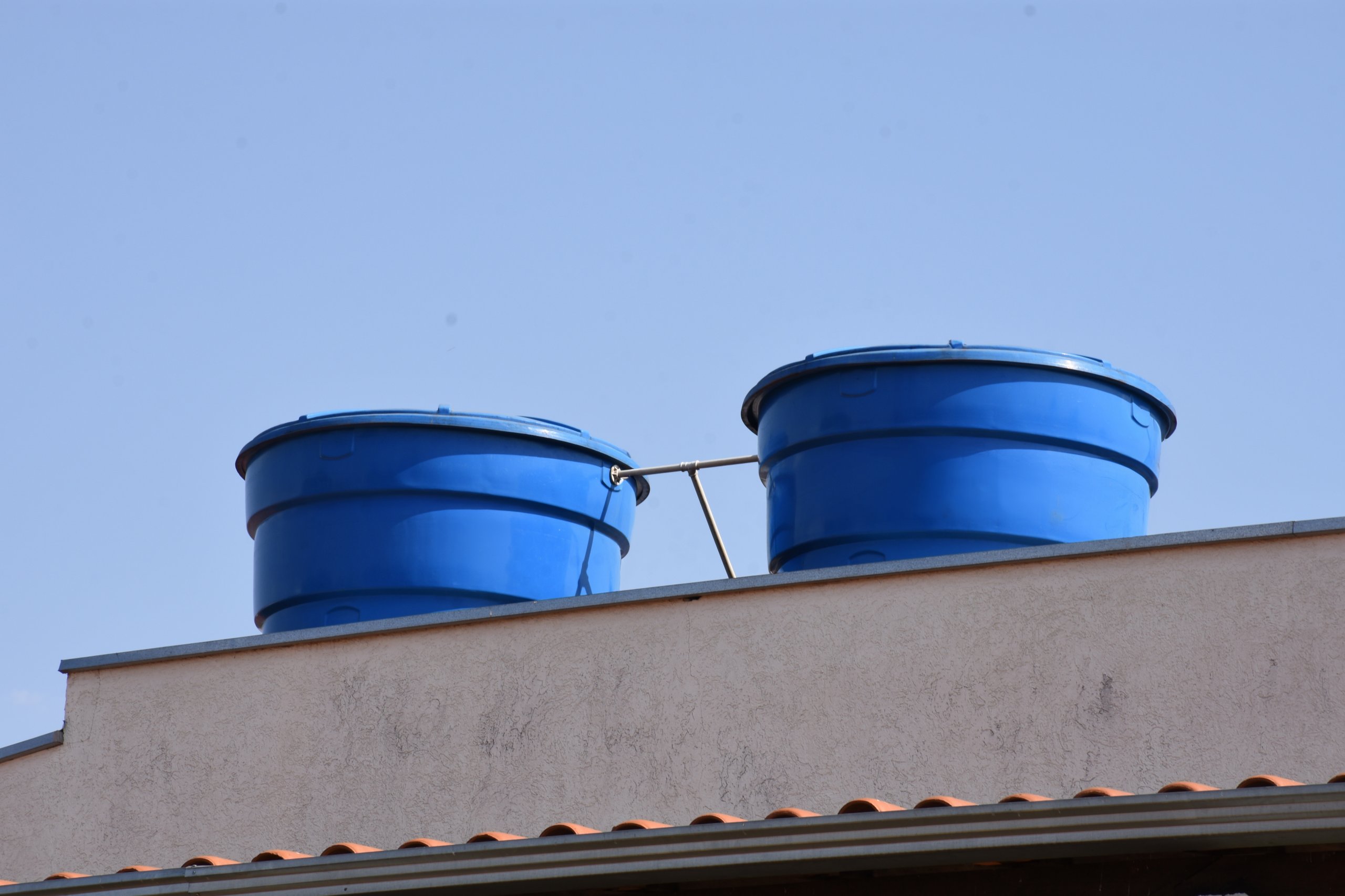 Água limpa, saúde garantida: como cuidar da sua caixa de água